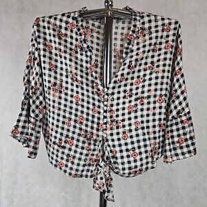 Passport Black Plaid with Flower Print  Short Sleeve Size Medium